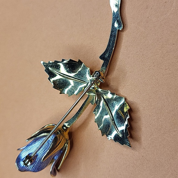 Purple Rose Brooch - Picture 3 of 3